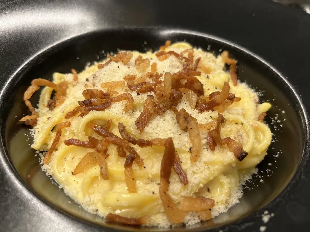 Nina M-a_New Food Experience_Prati_review