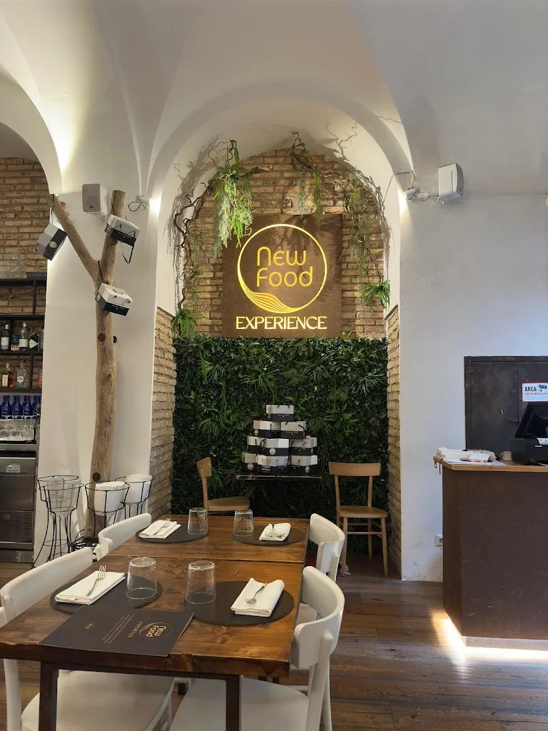 New Food Experience restaurant in Prati