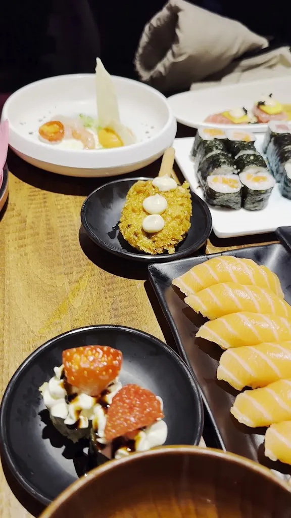 Chopstick Prati_Prati_slider_image_2