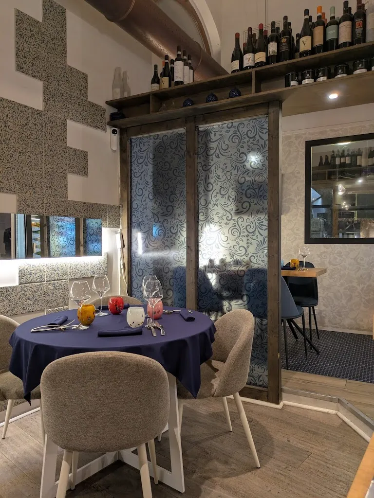 Aqualunae restaurant in Prati