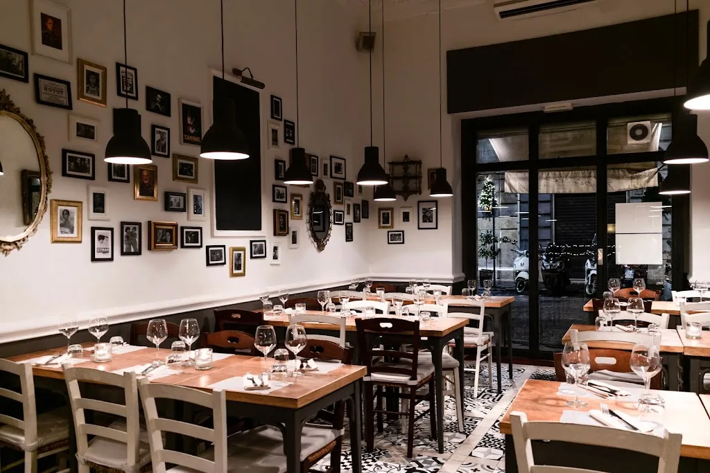 Pupina restaurant in Prati