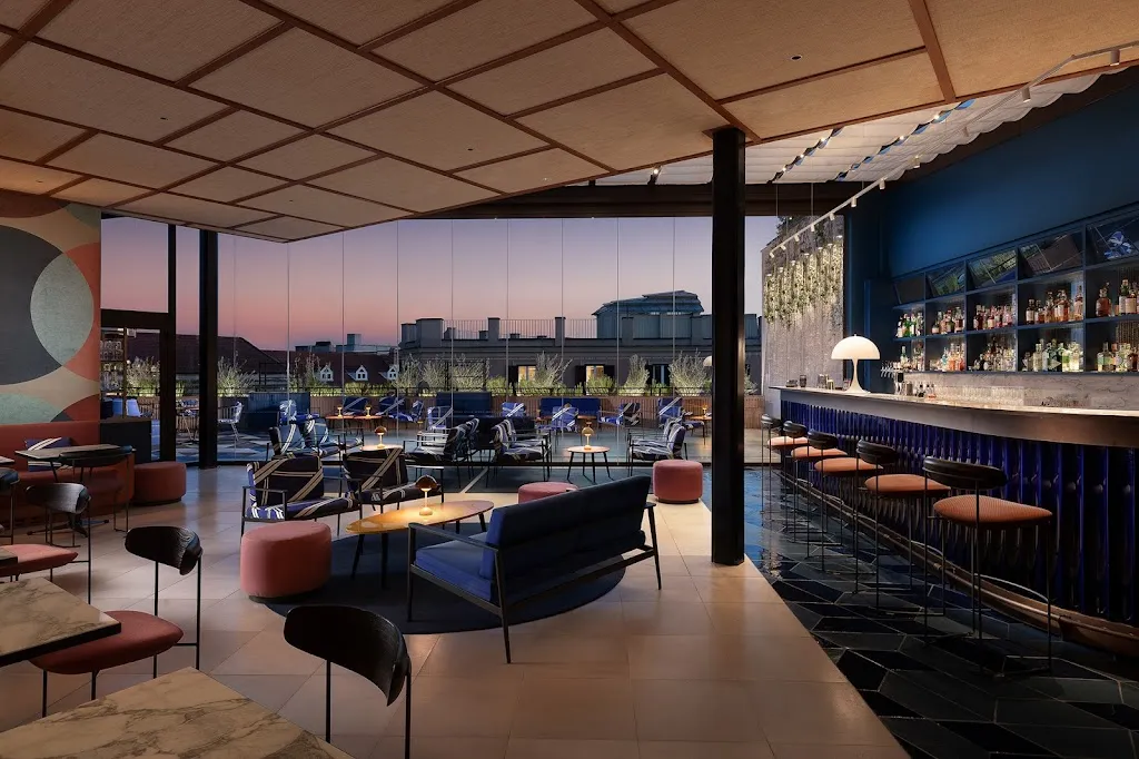 Paparazzo Bar & Rooftop_Prati_slider_image_1