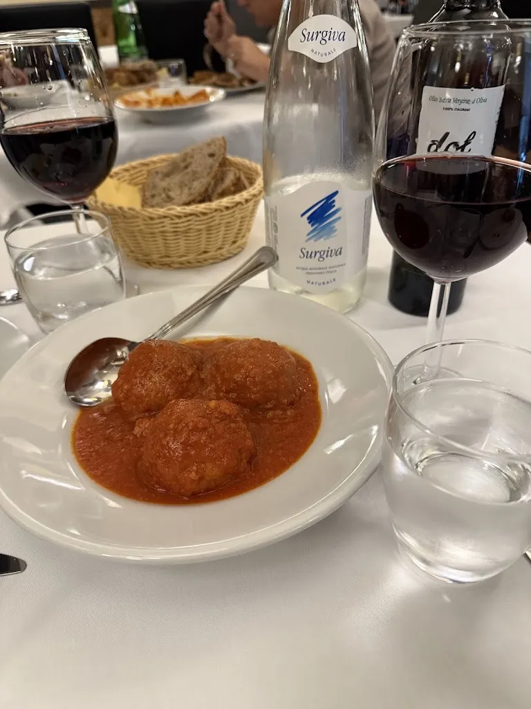 Caleb Gonzalez_Flavio al Velavevodetto ai Quiriti_Prati_review