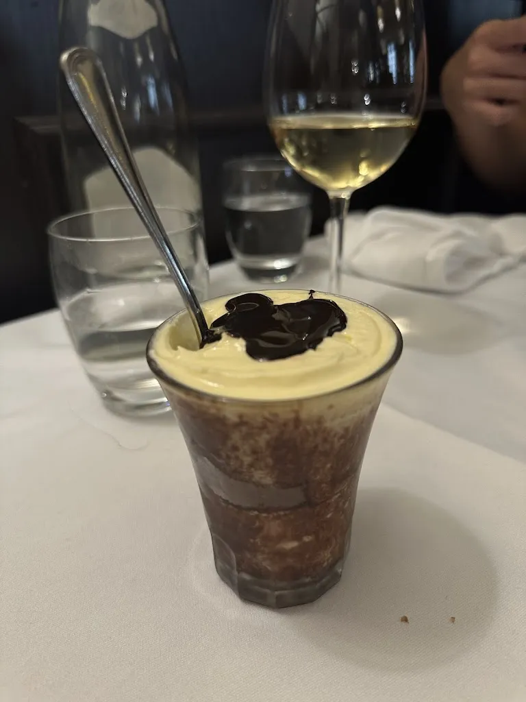 Quỳnh Lê_Flavio al Velavevodetto ai Quiriti_Prati_review