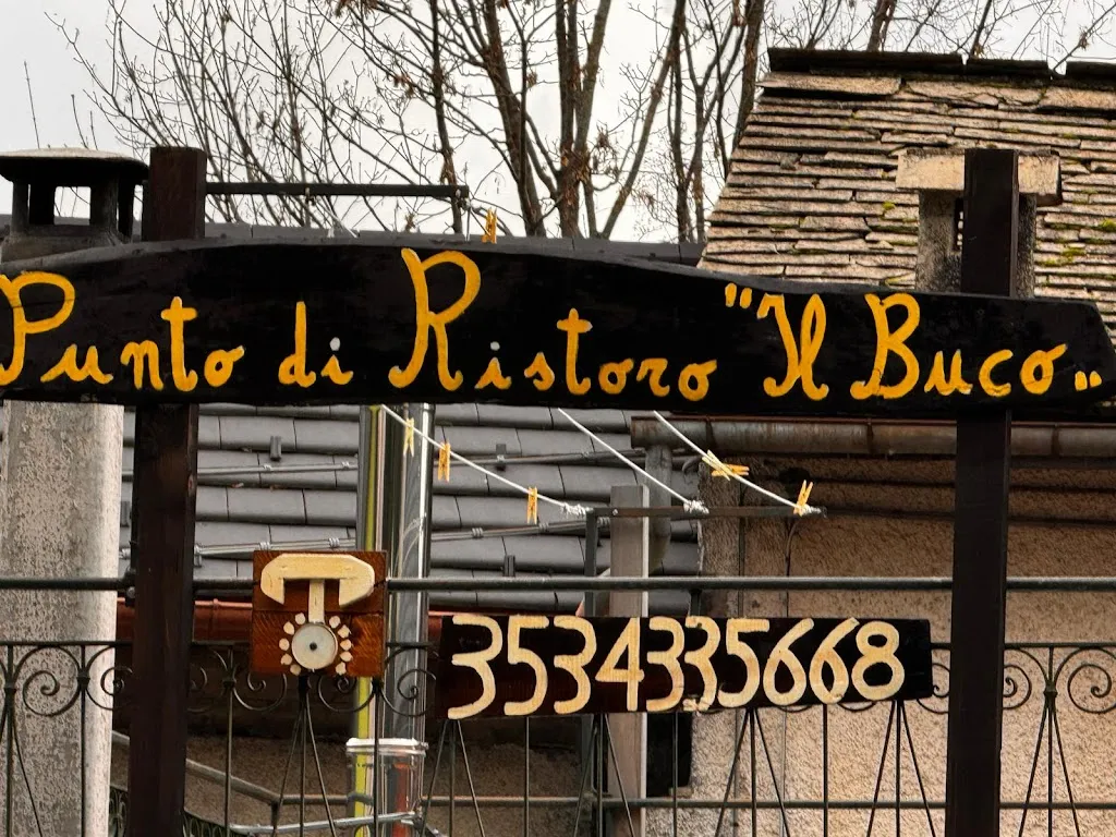 Il Punto di ristoro il Buco restaurant in Rezzoaglio