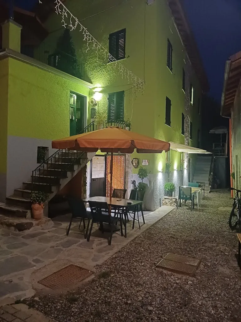 Il Punto di ristoro il Buco_Rezzoaglio_slider_image_3