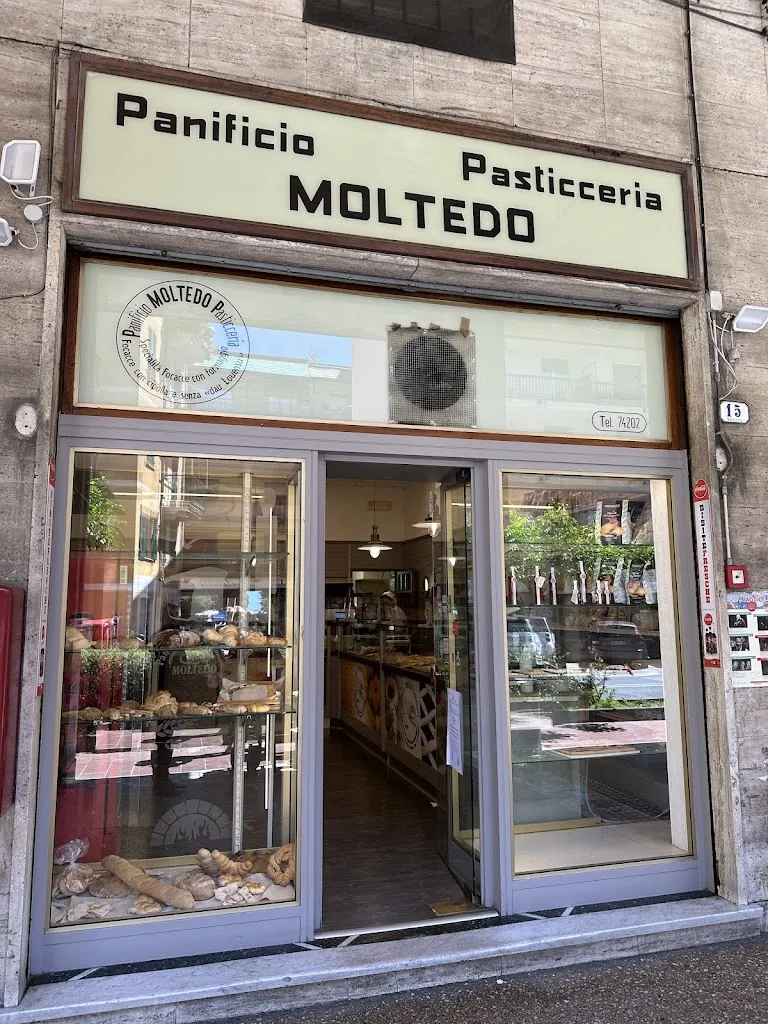 Panificio Moltedo Luisa & C. restaurant in Recco