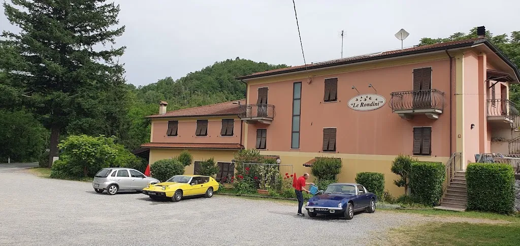 Colin Pears_Le Rondini_Riccò del Golfo_review