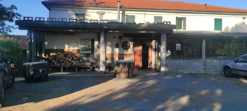 Trattoria Volpi o Dei Cacciatori restaurant in Rocchetta di Vara