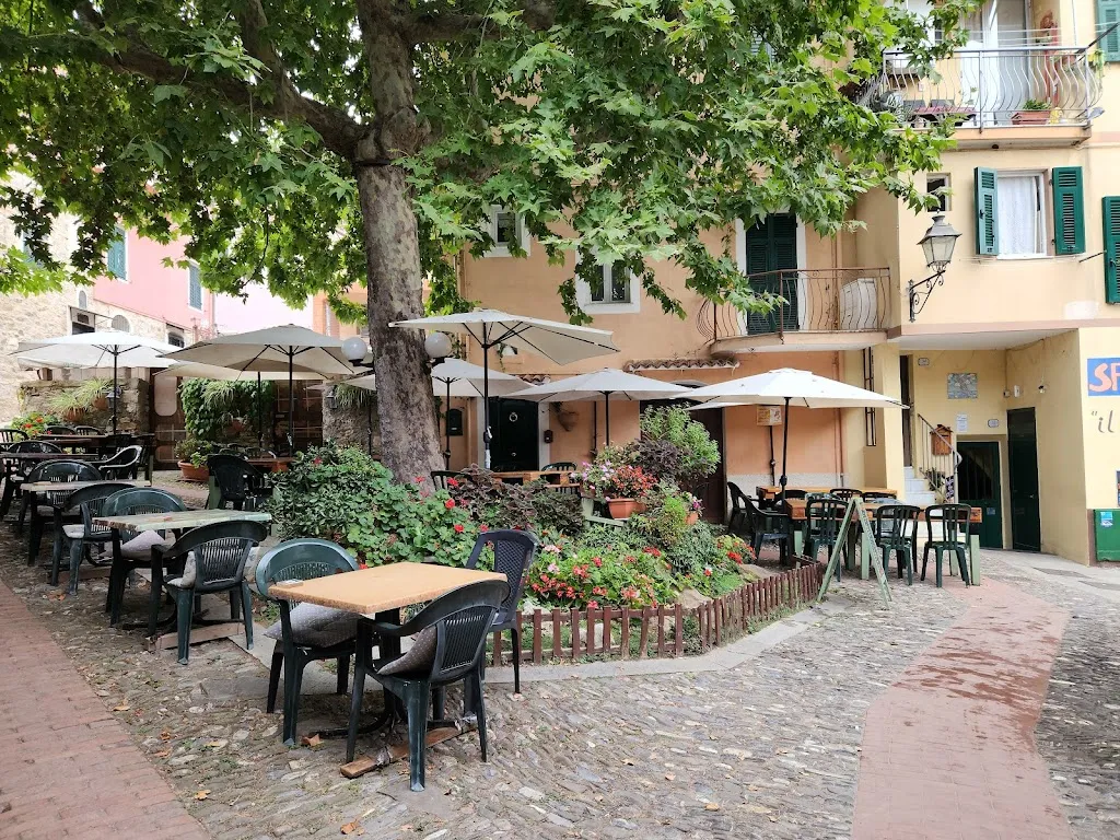 Spaghetteria Il Gabbiano restaurant in San Lorenzo al Mare