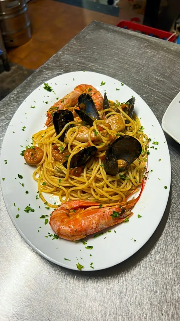 Peter Pan - Pizzeria Bar_San Lorenzo al Mare_slider_image_3