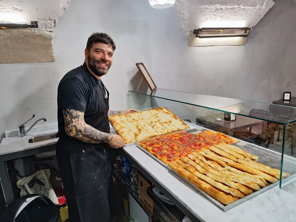 Pierluigi Fontanesi_MARTU_San Lorenzo al Mare_review