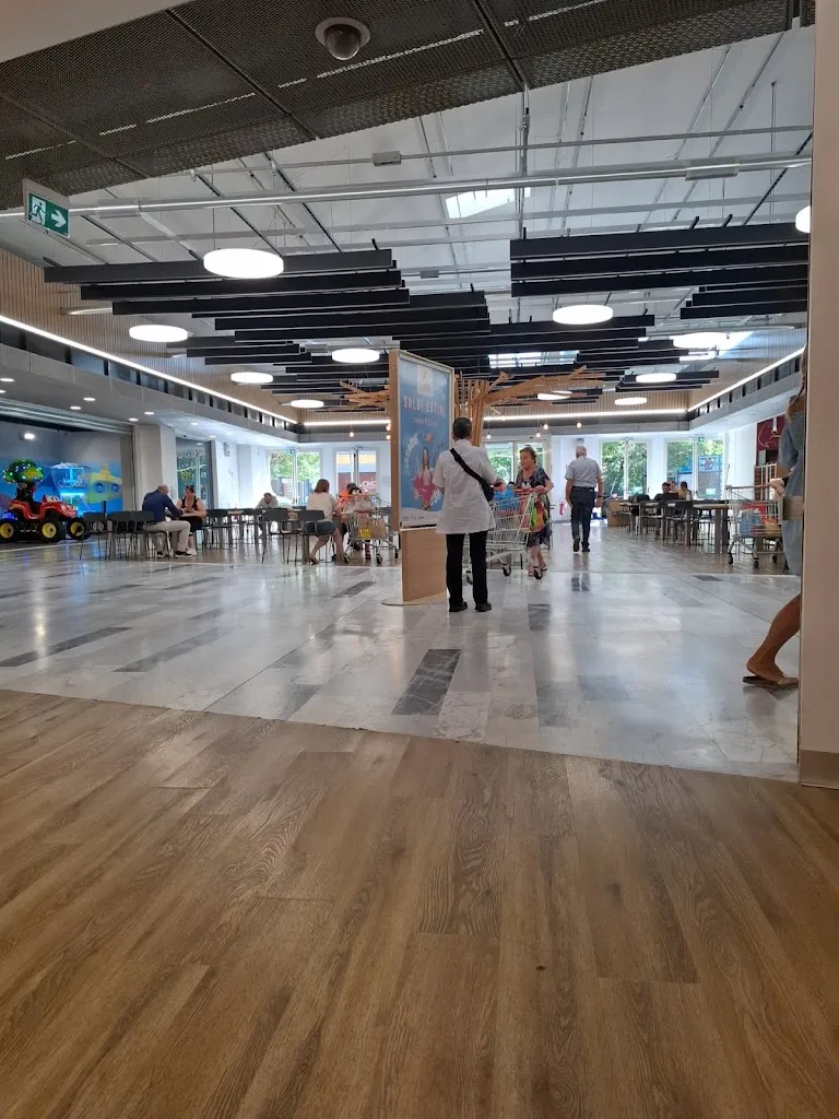 Sapori e sorrisi Spazio Conad_Santo Stefano di Magra_slider_image_3