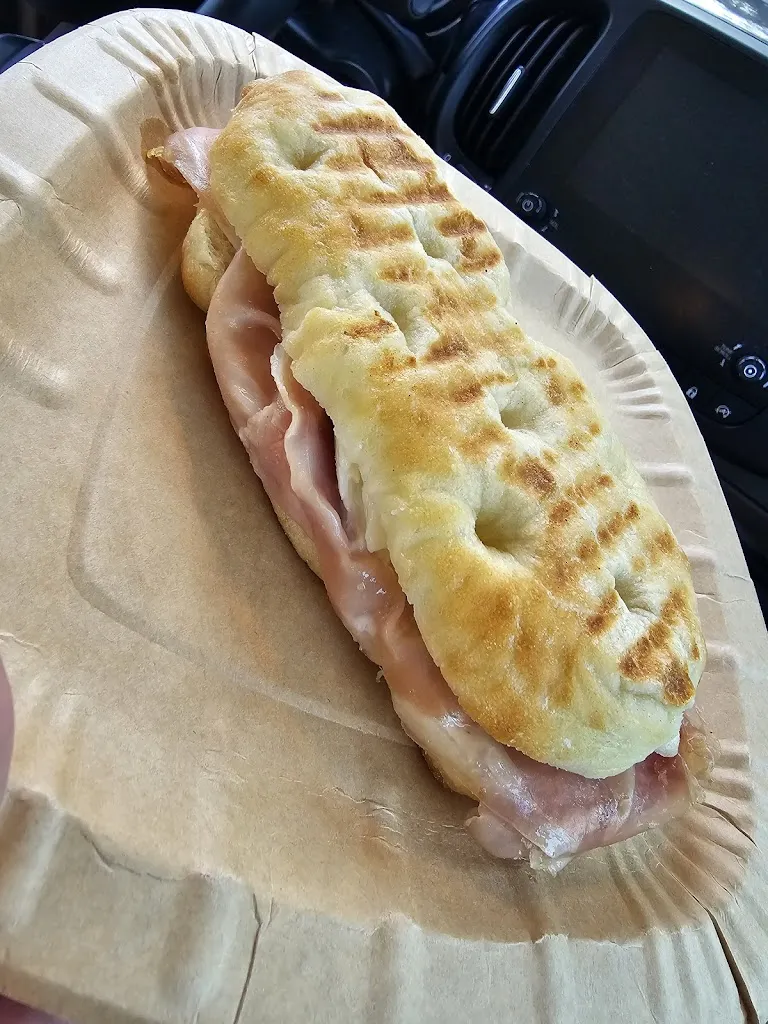 Autogrill Magra Ovest restaurant in Santo Stefano di Magra