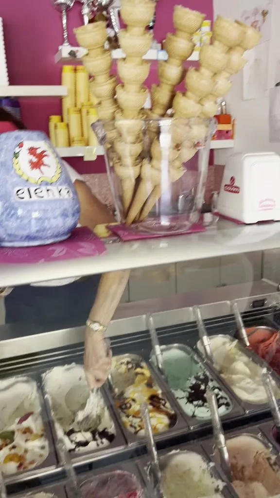 Gelateria Lorenzo_Santo Stefano di Magra_slider_image_2