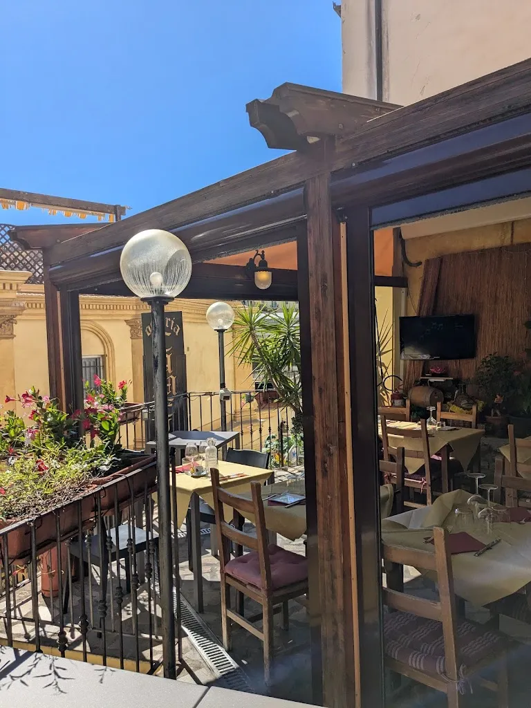 Arthur Van Damme_Osteria Camelot_San Remo_review