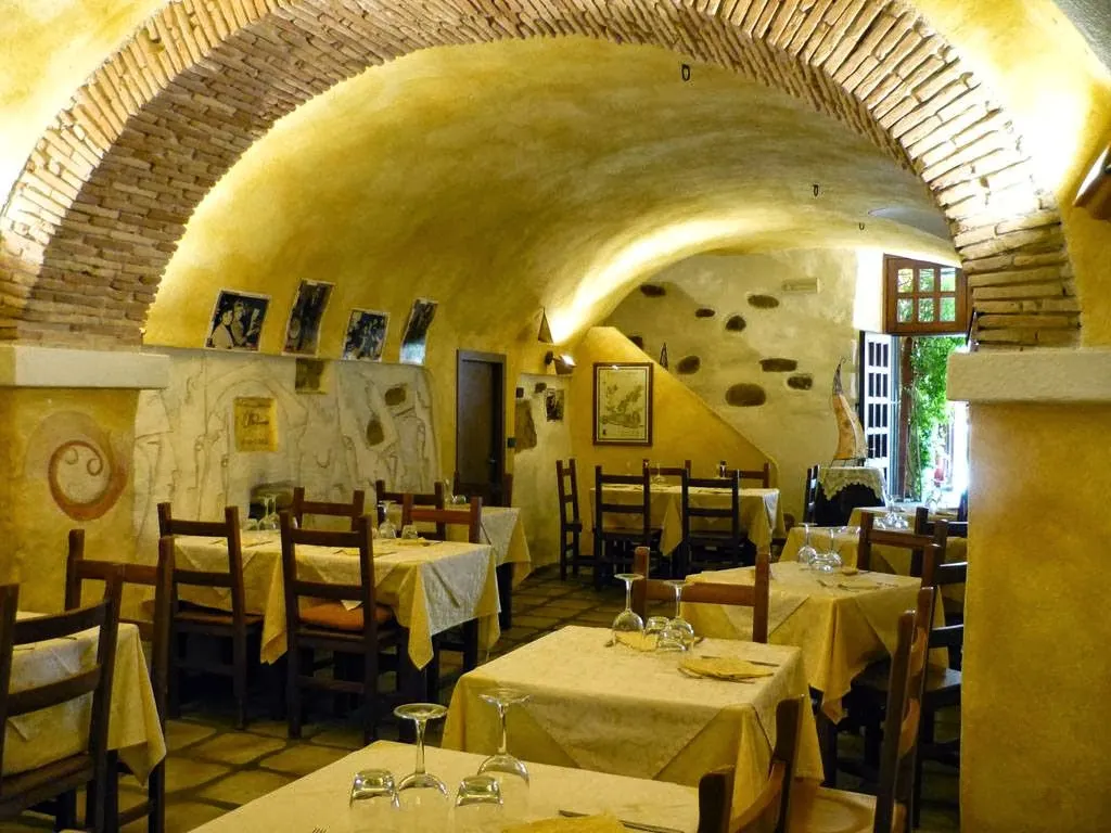 Osteria Camelot restaurant in San Remo