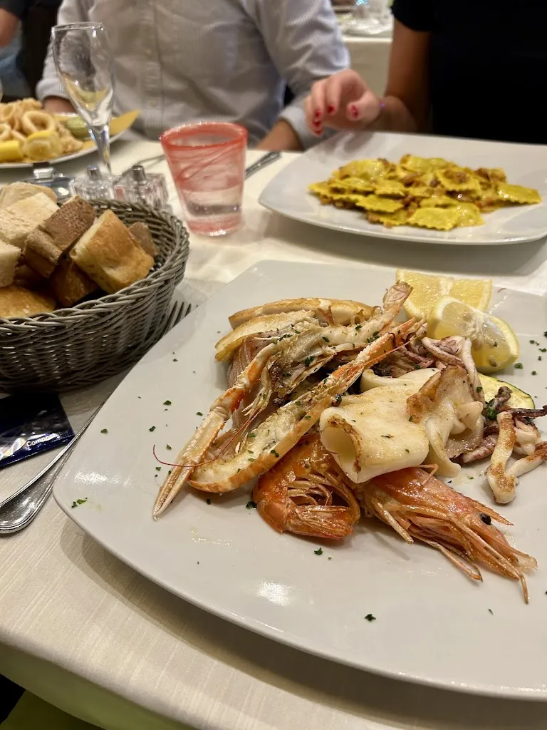 Louis Emmerson_Ristorante La Vita è Bella_San Remo_review