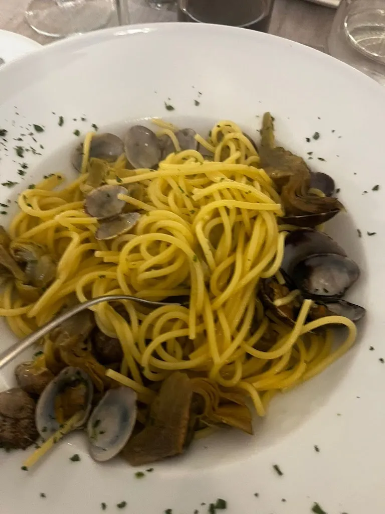 RH HR_Taverna Al 29_San Remo_review