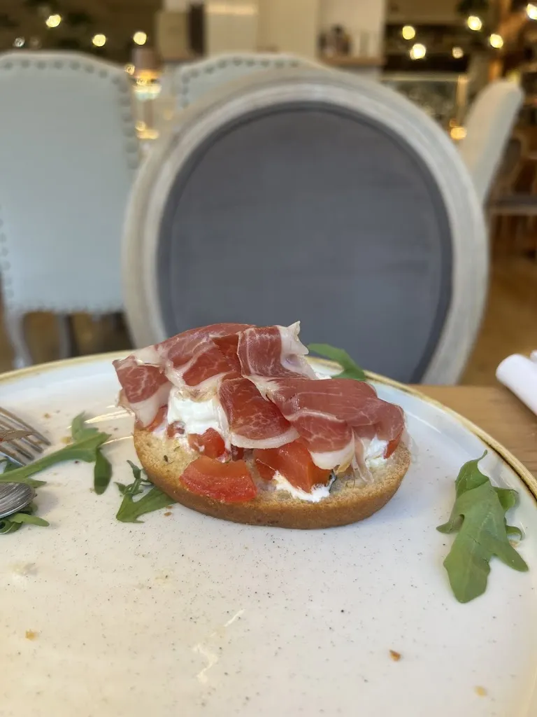 Tararache Elena_Ristorante Buena Vista_San Remo_review