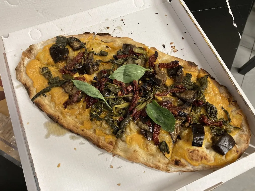 Klara Jakobsen_Pizzeria e Pinseria Sanremo_San Remo_review