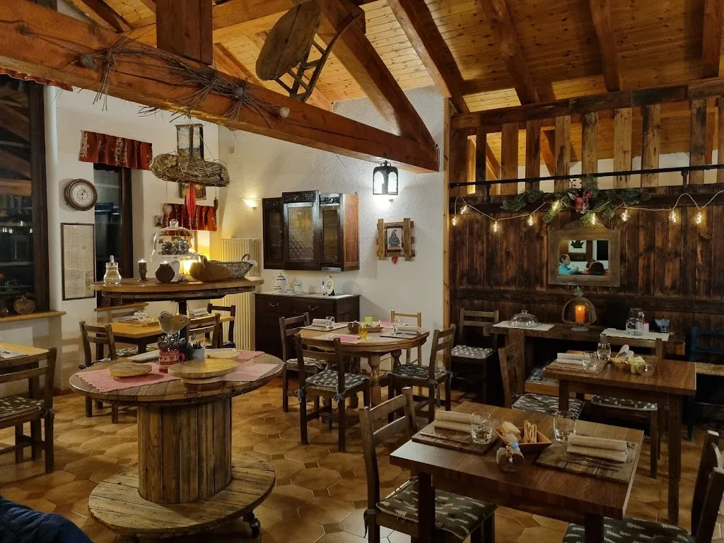 Ristorante La Taverne restaurant in Ollomont