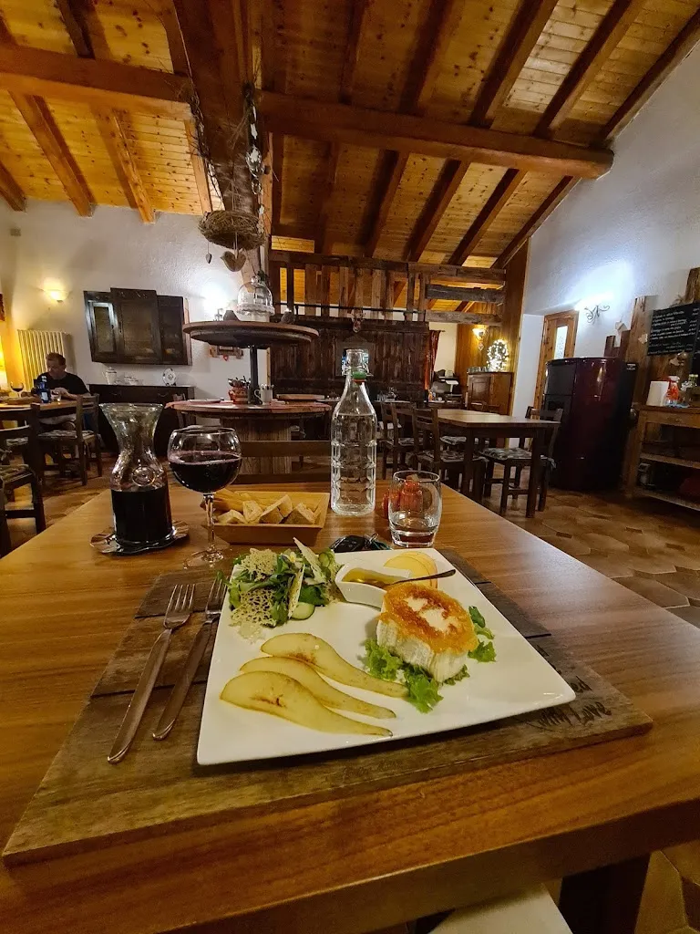 Ristorante La Taverne_Ollomont_slider_image_2