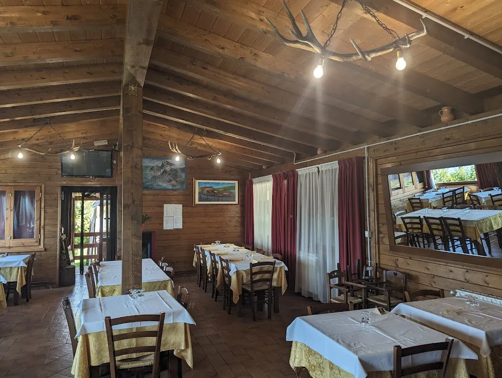 Osteria del pescatore restaurant in Campotosto