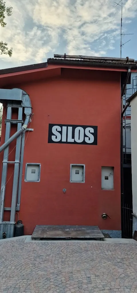 Die Biene_Beigua Docks_Sassello_review