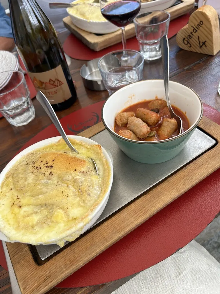 Ambra S_Lo Riondet_La Thuile_review