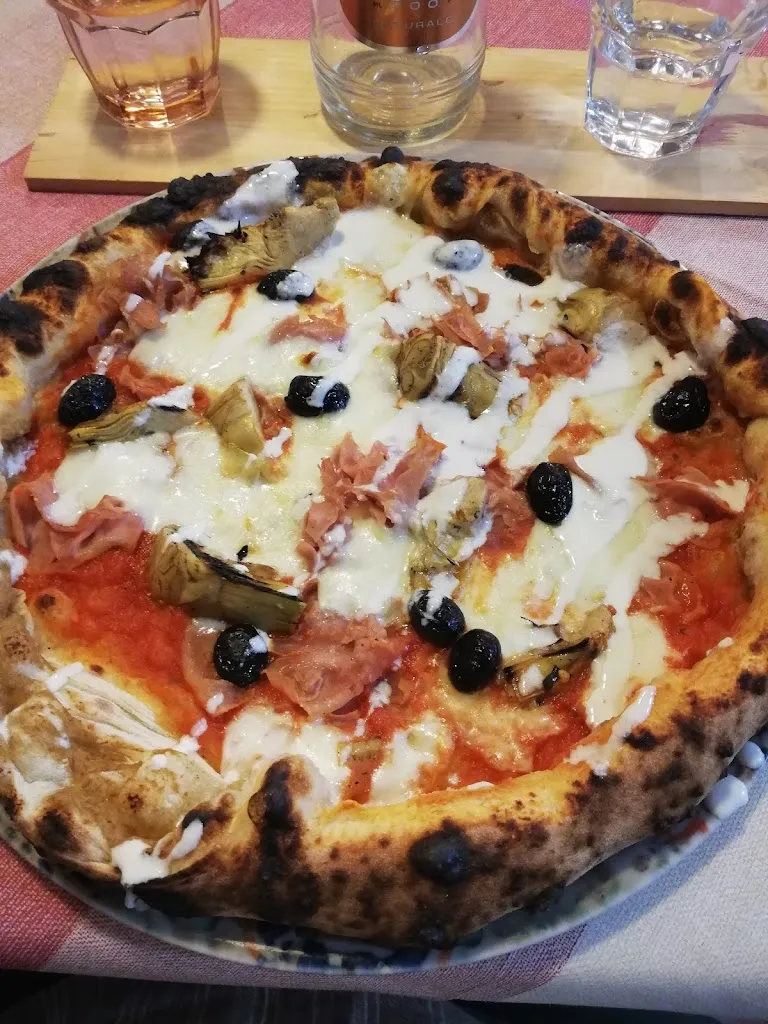 Neerod Snikta_Pizza & Fichi_Sassello_review