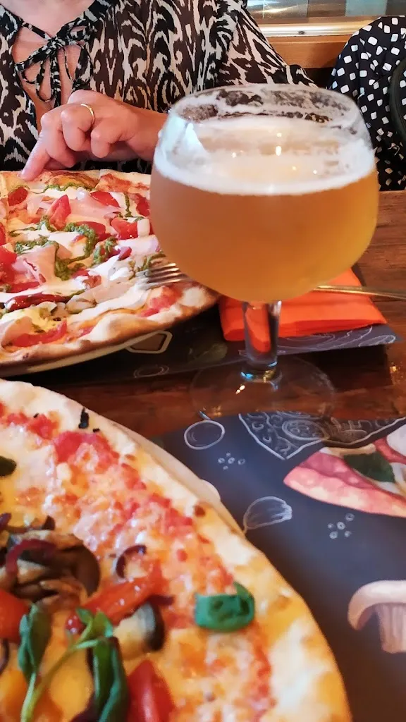 OTOTOT OTOTOT_Pizzeria Al 29_Savignone_review