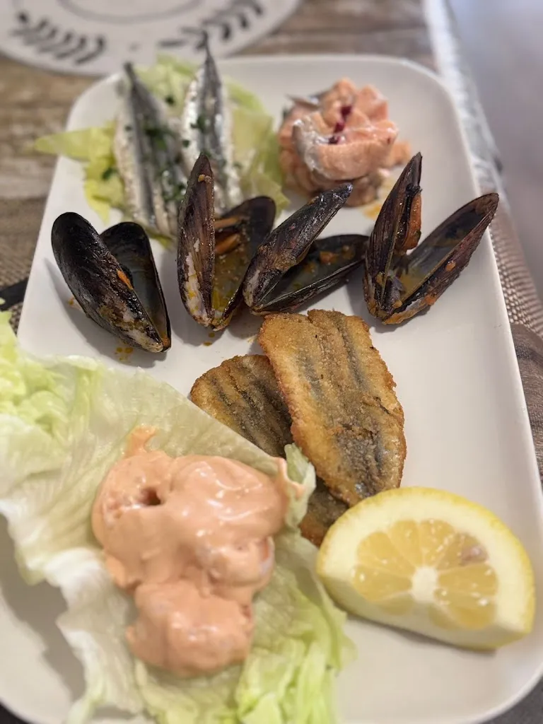 Bar Trattoria Pizzeria della Piazza_Sciarborasca_slider_image_2