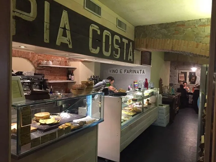 LA SCIAMADDA DEI VINACCIERI BALLERINI restaurant in Sestri Levante