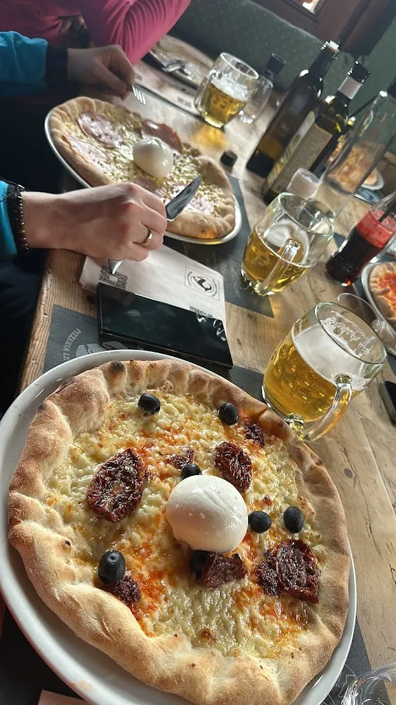 Dita Schultz_Taverna Coppapan & Pizzeria Le Dahu_La Thuile_review