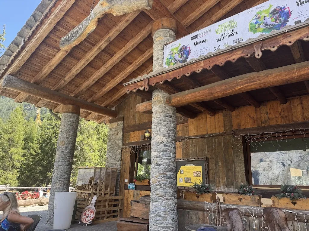Taverna Coppapan & Pizzeria Le Dahu_La Thuile_slider_image_3