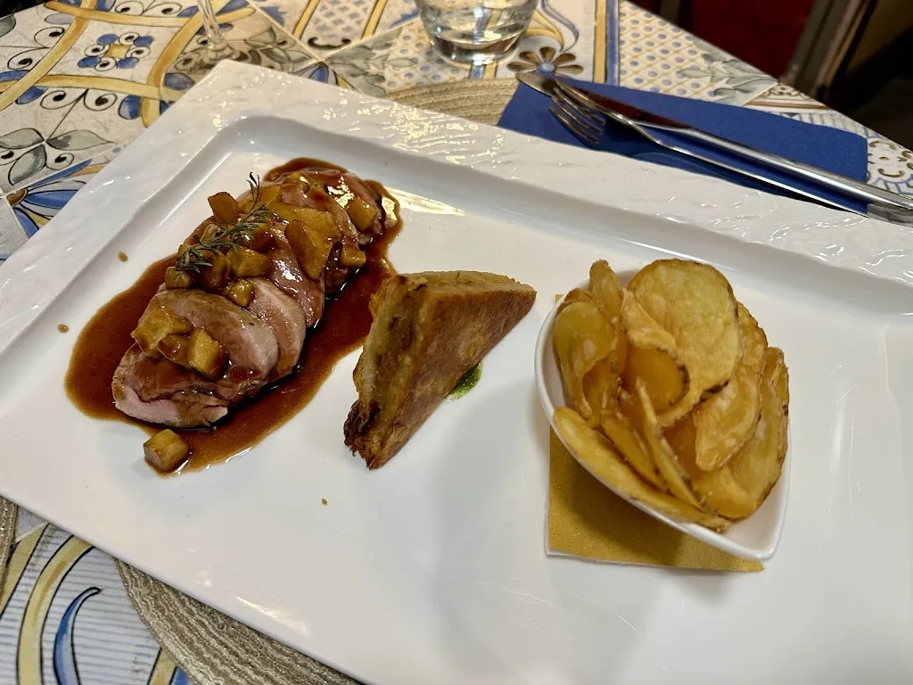 Kamil Goralik_Il Mugugno_Spotorno_review