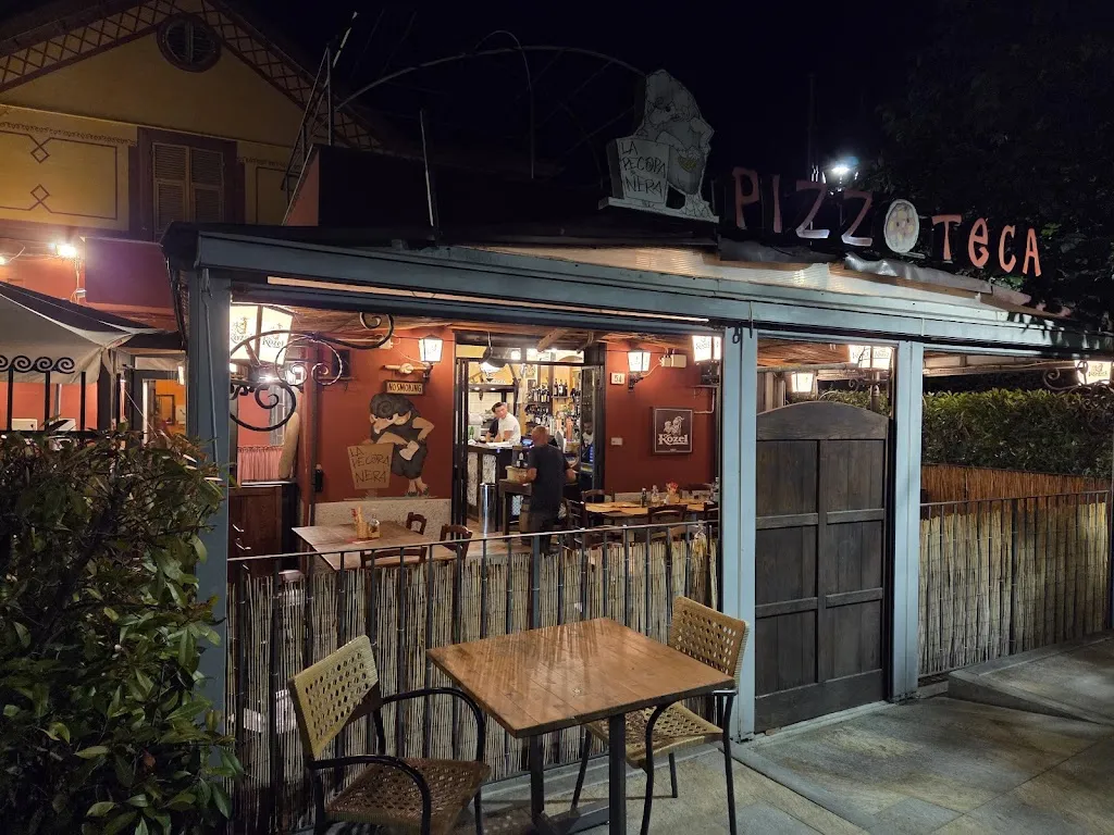 Pizzeria La Pecora Nera_Serra Riccò_slider_image_1