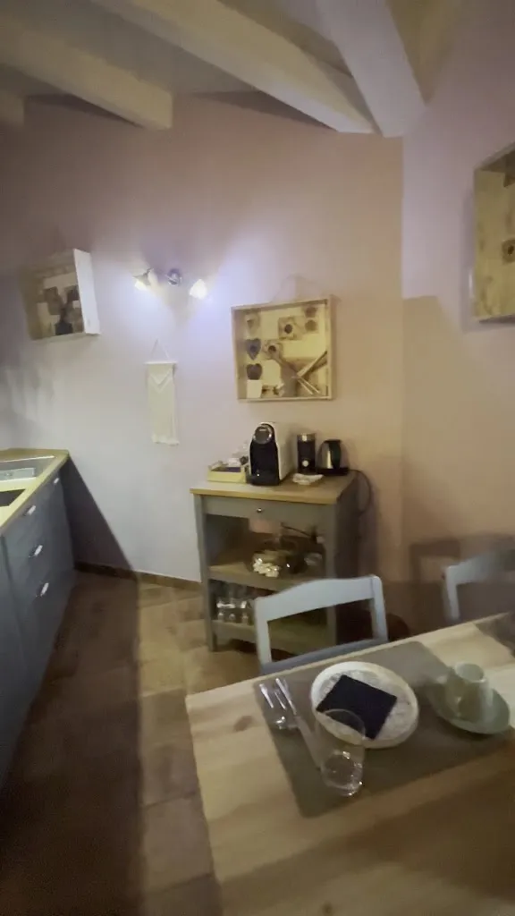 Halide Ebcinoglu_Agriturismo Terra e Cielo_Serra Riccò_review