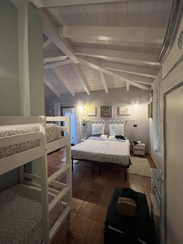 Agriturismo Terra e Cielo_Serra Riccò_slider_image_2