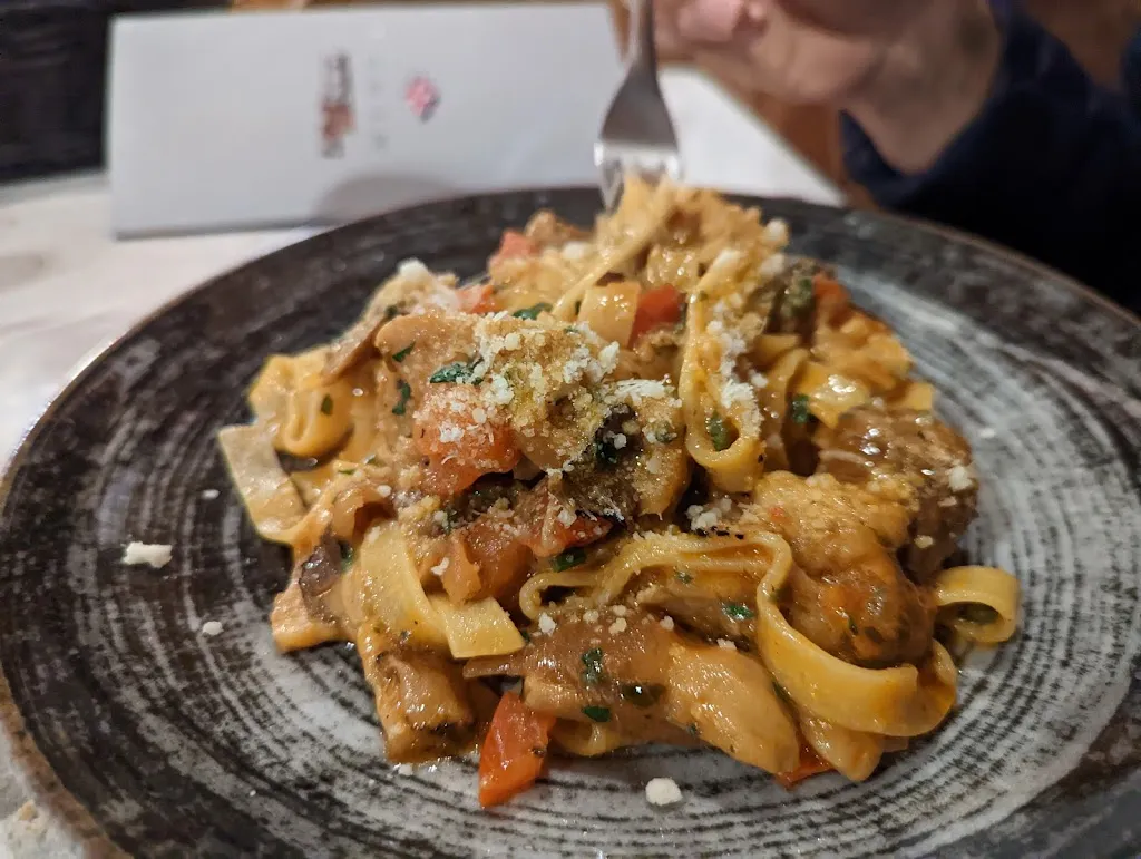 Elad Bachar_La Crèche_La Thuile_review