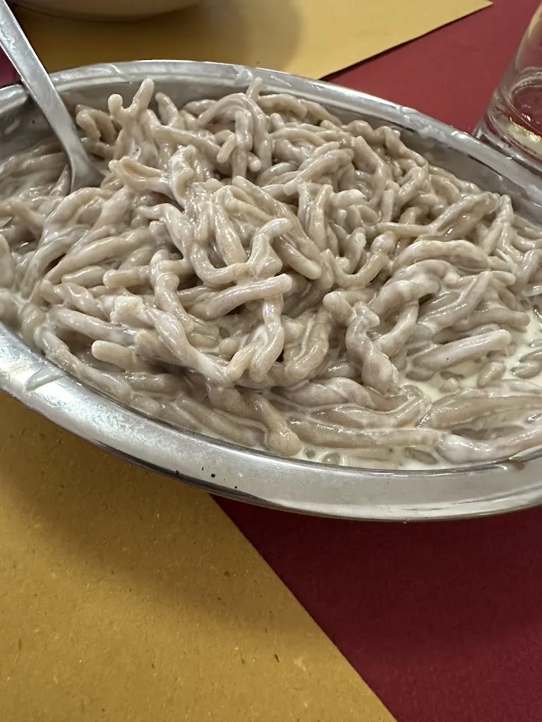 Alessia Lanna_Il Rifugio nei borghi sparsi_Serra Riccò_review