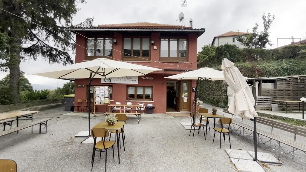 Il Rifugio nei borghi sparsi_Serra Riccò_slider_image_2