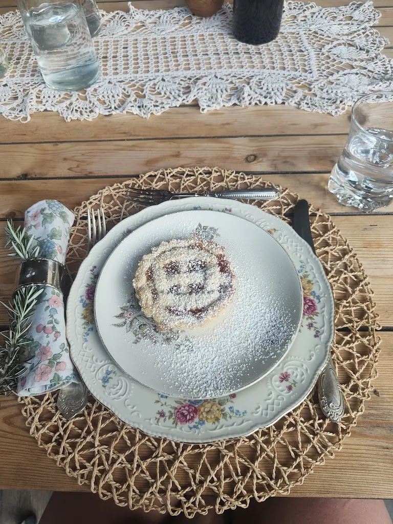 Silvia_Home Restaurant La Spezia - Ospitalità Insolita_Stazione-Fornola_review