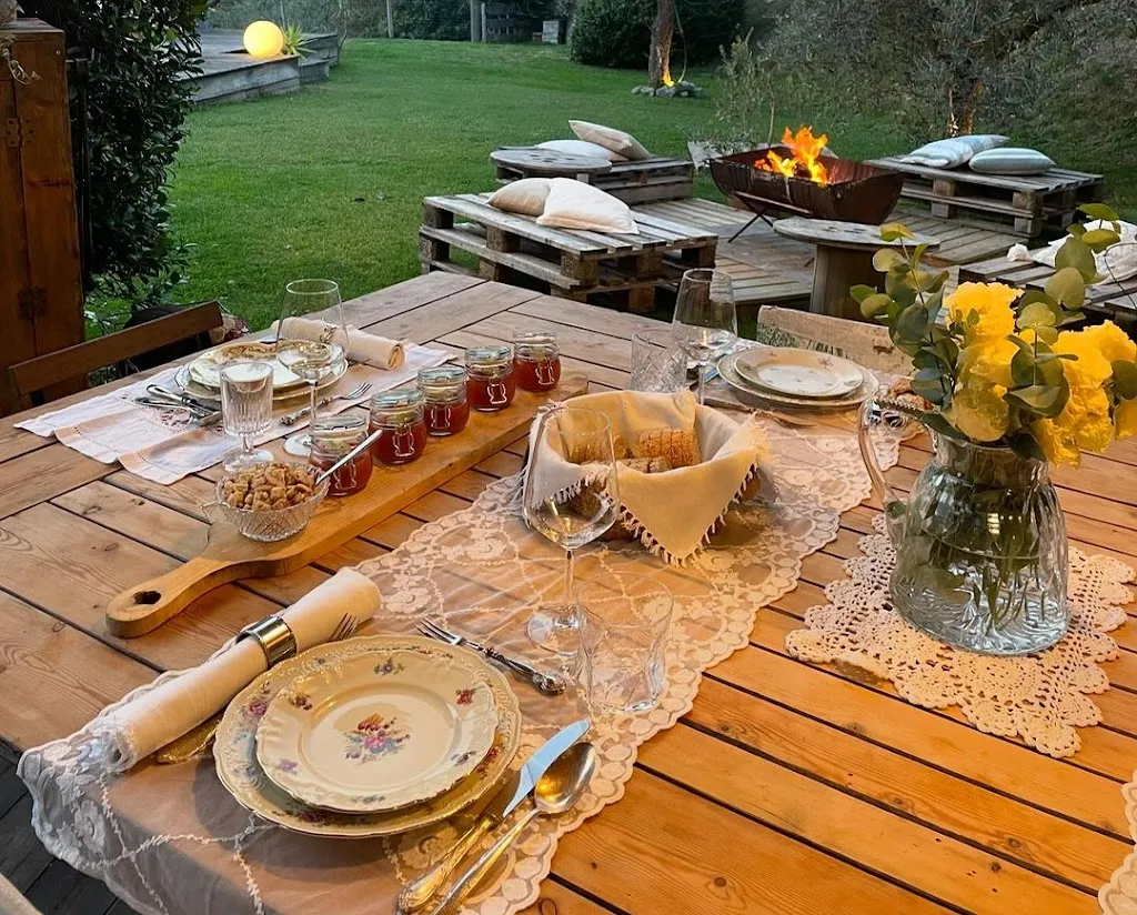 Home Restaurant La Spezia - Ospitalità Insolita_Stazione-Fornola_slider_image_2