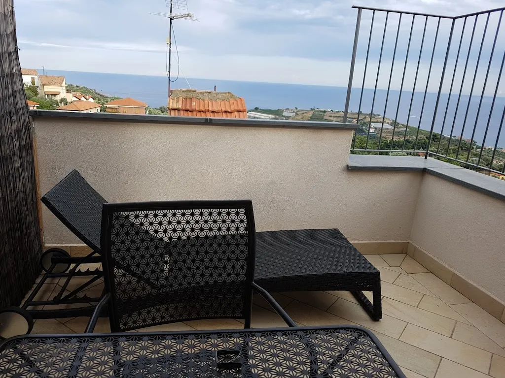 Loveday Powell_Agriturismo Il Vecchio Mulino_Terzorio_review