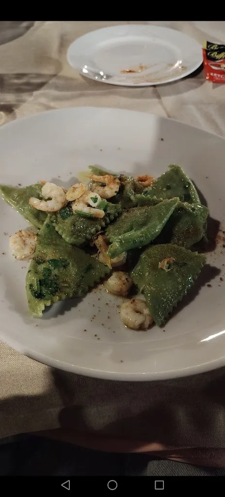 Raluka Ezaru_Rosa dei Venti_Toirano_review