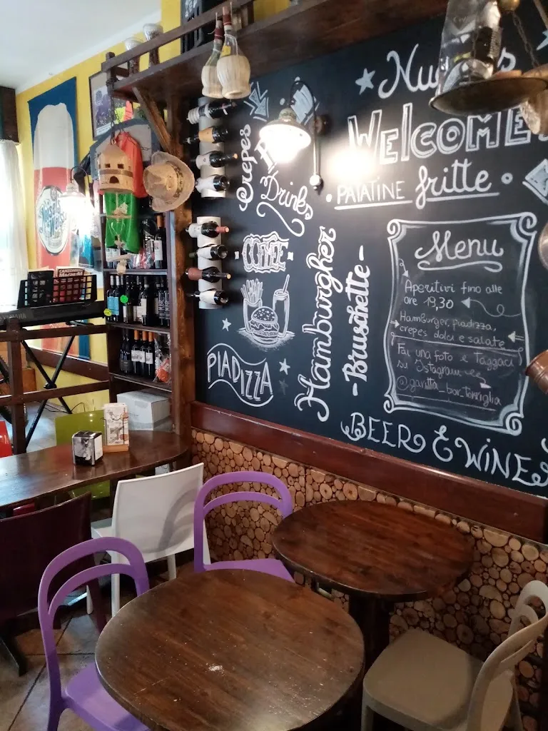 HAMBURGERIA BIRRERIA GARITTA BAR_Torriglia_slider_image_3