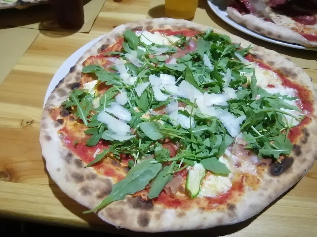 Pizzeria Le Tre Torri_Torriglia_slider_image_2