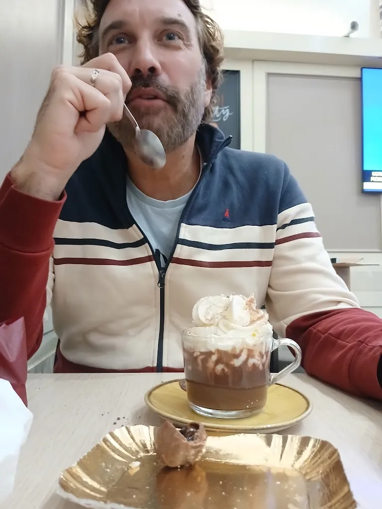 Il nano assassino_Bar Gelateria Aldo_Torriglia_review